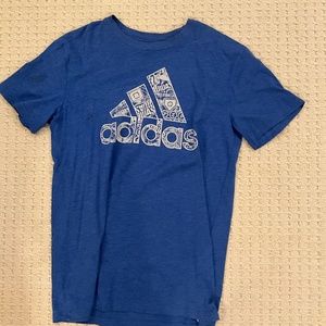 Adidas  short sleeve shirt size boys large